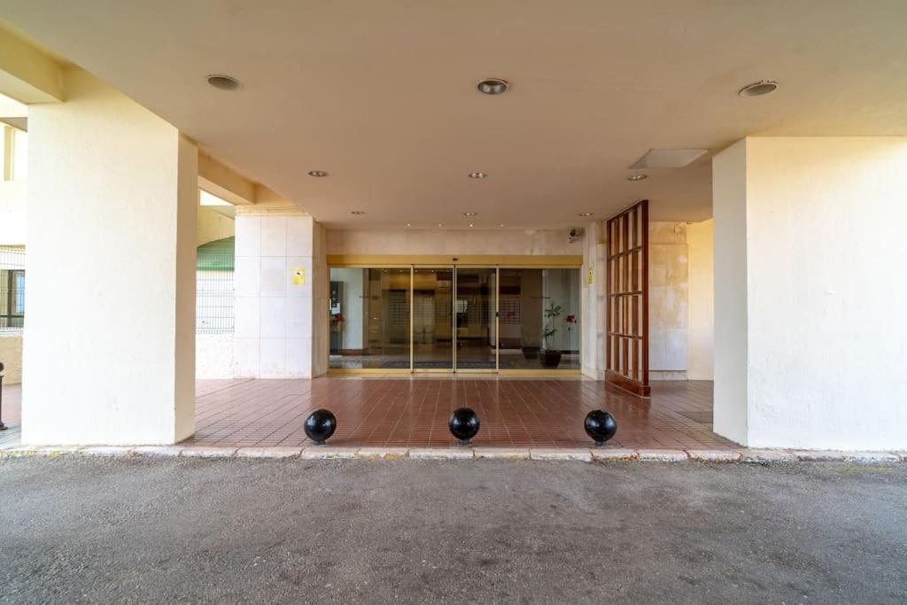 Apartamento Apartamento A PIE DE PLAYA con terraza y piscinas Benalmádena Exterior foto