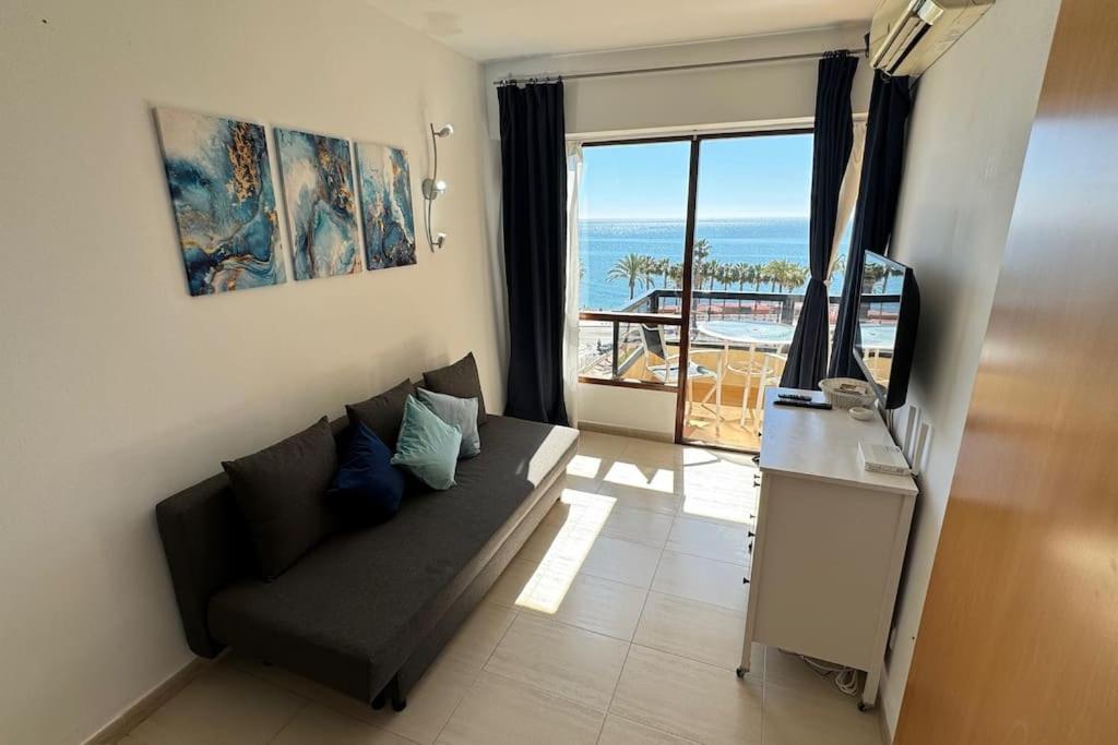 Apartamento Apartamento A PIE DE PLAYA con terraza y piscinas Benalmádena Exterior foto