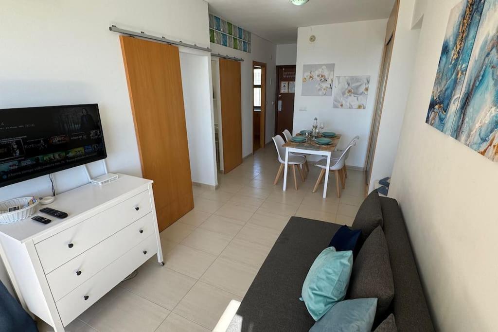 Apartamento Apartamento A PIE DE PLAYA con terraza y piscinas Benalmádena Exterior foto
