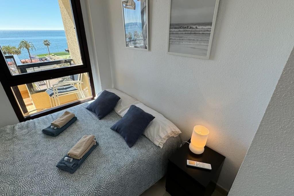 Apartamento Apartamento A PIE DE PLAYA con terraza y piscinas Benalmádena Exterior foto